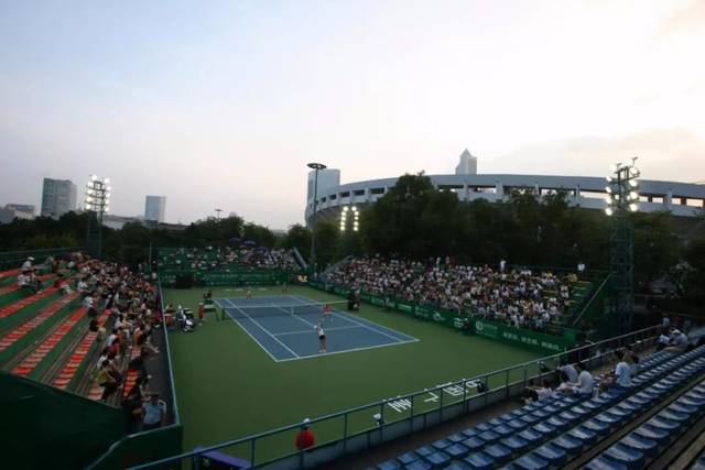 轻微的不适 轻微的不适